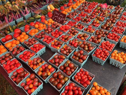 Archwood Green Barns Farmers' Market