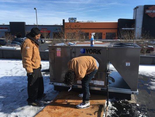 Installation of a York Roof Top Gas Package Unit.  (Concord, NC ~ 01-09-2017)