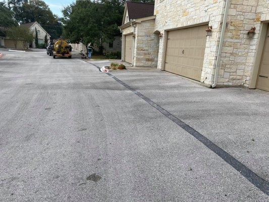 Contractors Asphalt
713 Linger Lane
Austin, TX 78721
(512) 388-9968
https://www.contractorsasphalt.com 

Asphalt Paving, Asph...