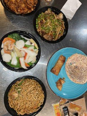 Crispy Honey Chicken Lo Mein Egg Roll or Shrimp Roll or Veg. Roll Ginger Fillet Fish*