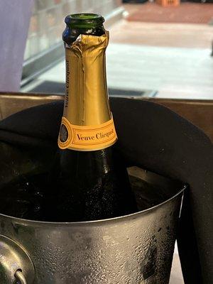 Veuve Clicquot Yellow Label , Brut