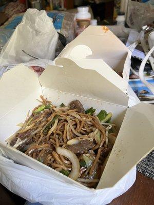 Regular beef chow mein