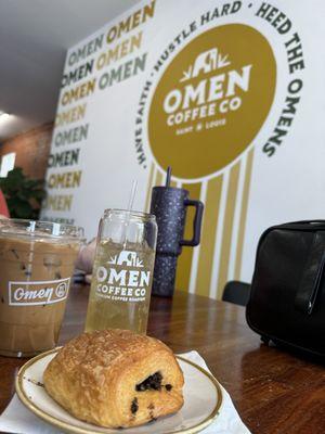 Dirty iced chai latte with oat milk and a pump of lavender, chocolate croissant, plus a iced Moroccan mint tea