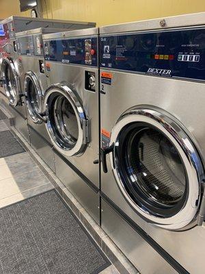 Leonia Laundromat