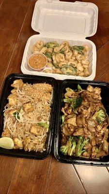 Thai Calamari, Pad Thai, Pad c Ew