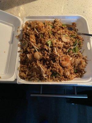 Shrimp Fried Rice.. extra shrimp, bean sprouts, water chestnuts and snow peas...  Very Good Food!!