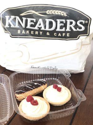 Small shout out- Thank you Kneaders for the Comps! Busy day this morning (Fri.) , longer waits , still great service