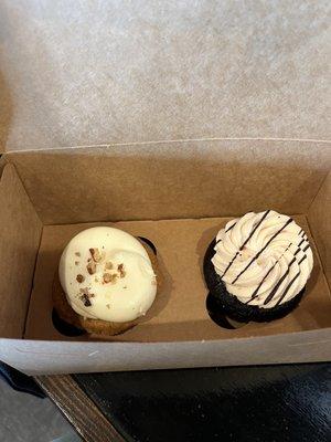 Carrot cake and chocolate strawberry