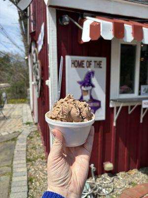 Jeff and Maria's Ice Cream and Food