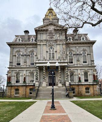 Licking County Courthouse