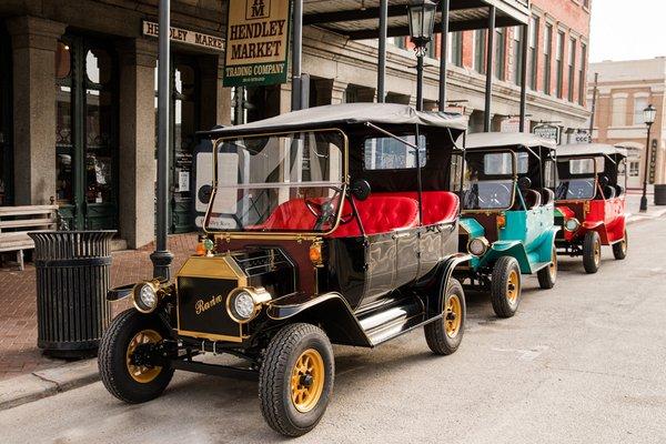 5-Seater and 8-Seater Replica Model-T Electric Golf Carts for Rent!