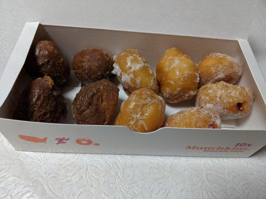 $2 for 10 count Munchkins at Dunkin’ 10/2019