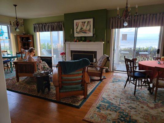 Dinning and sitting room