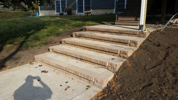 Keystone Compac and Brussels paver stairs