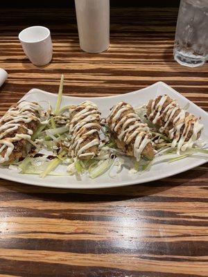 Fried jalapeños appetizer. Filled with spicy tuna.