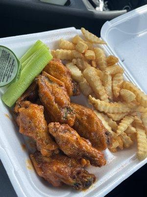 Hot lemon pepper Wings with Fries Combo