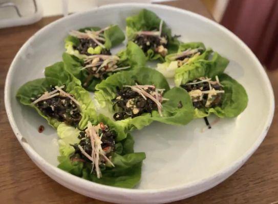 Tofu kra pow lettuce wraps