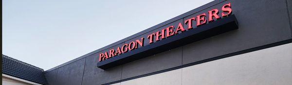 Exterior shot of Paragon Theaters Ridge.