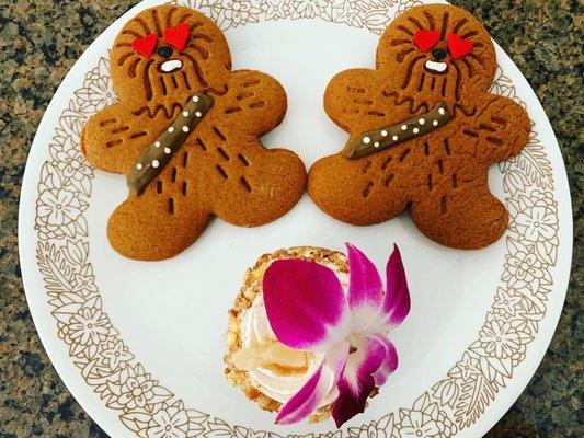 Wookie Cookies ($5) and Hummingbird cupcake ($5.75)