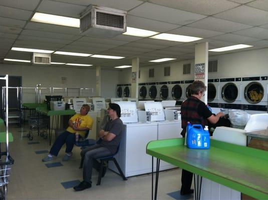 Vera's Laundromat