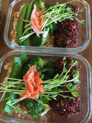 Thai spiced quinoa cakes, steamed veggies, fresh pickles