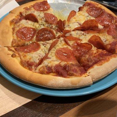 Pepperoni pizza.