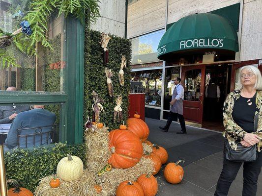 Wonderful Italian restaurant with chandeliers under the outdoor seating