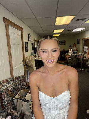 Wedding day soft glam