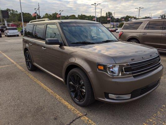 The last year of the Ford Flex... :(