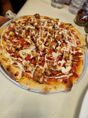 Chicken and sausage pizza ()