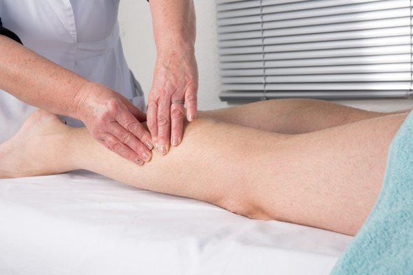 Ela Bonita Lymphatic Drainage Massage (Very Effective)