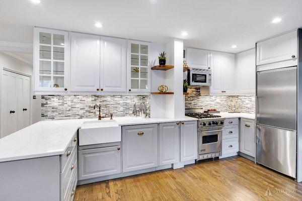 Fully renovated West Village 2 Bed/2 Bath with Living and Dinning for Sale