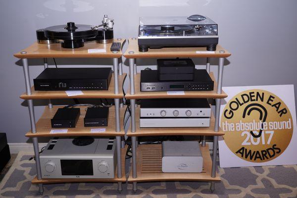 Bryston Electronics, Phono Stage, DAC, Streamers and Amplifiers with Technics Turntables.