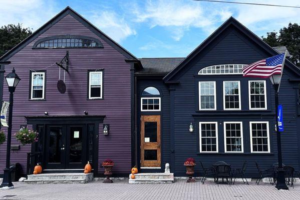 Bakery on the left and restaurant on the right