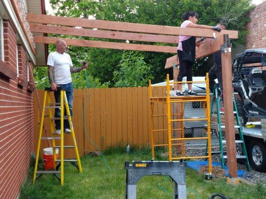 It only took Scott and Liz three days of work to complete the carport.....