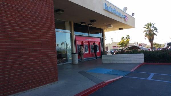 4 ATM machines on front entrance closest to Chicago & University.