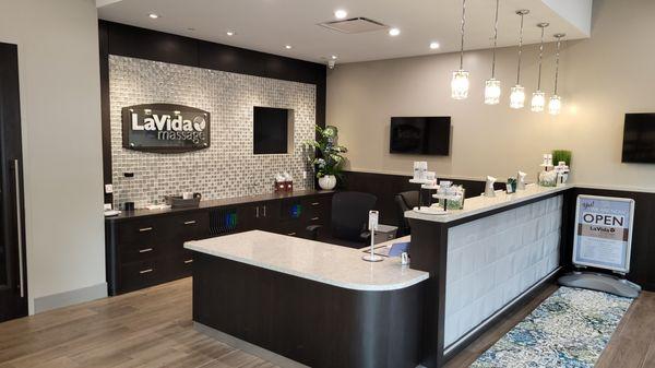 LaVida Massage