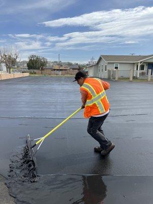 Sealcoating the best option for your Asphalt !