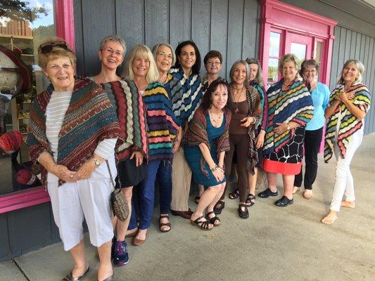 The summer Knit-along ladies rocking their shawls!