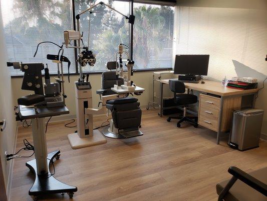 Tapadia Eye Care