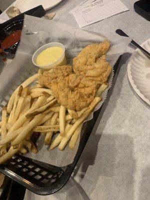 Chicken tenders with fries