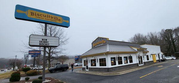 Front view of the restaurant.