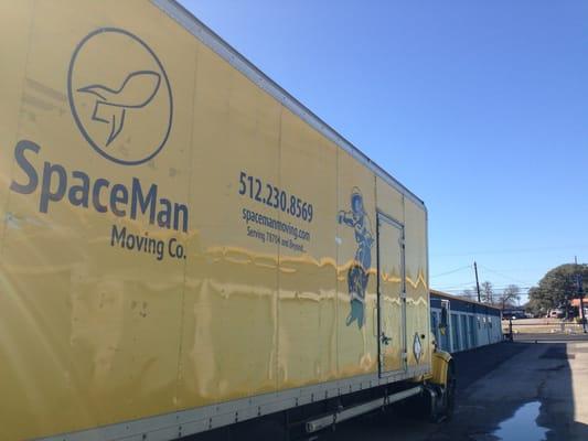 Spaceman Moving truck