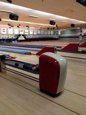 Some of the lanes at the bowl a Rama