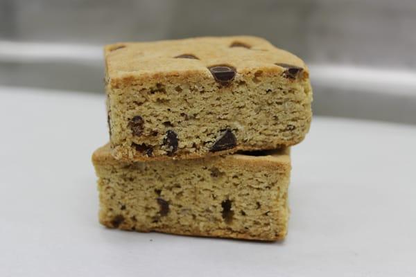 Chocolate Chip Blondie Bars