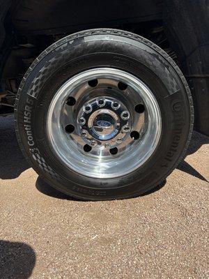 Roberts Tire Sales