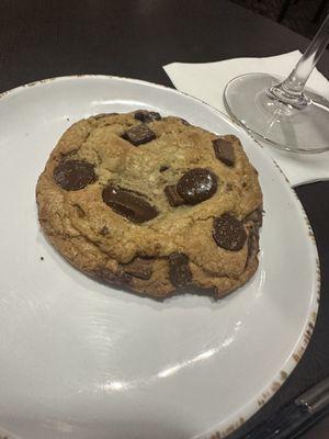 Dark Chocolate Chip Cookie