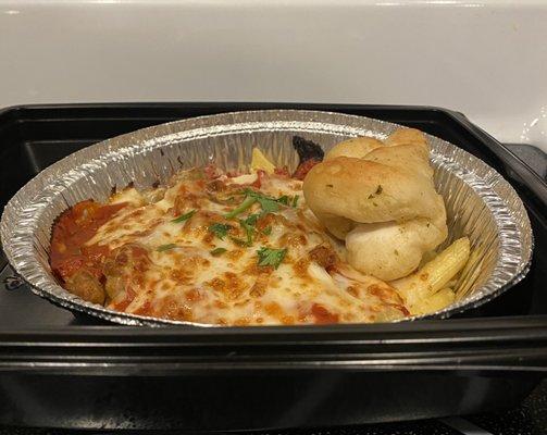 Tiny portion of Baked Ziti for $18.00.  It truly barely covered the bottom of the pan.  Unacceptable.