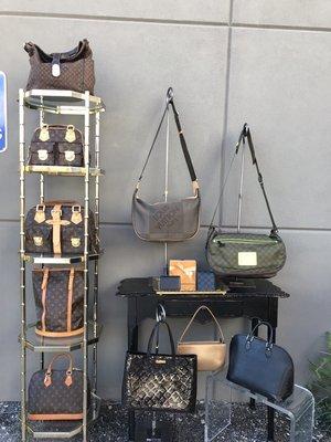 Great selection of designer bags always.