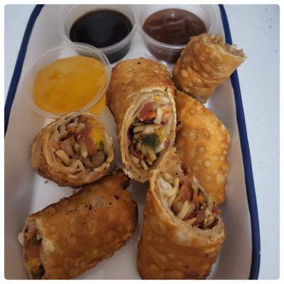 Yummy Homemade 
Veggie Egg Rolls